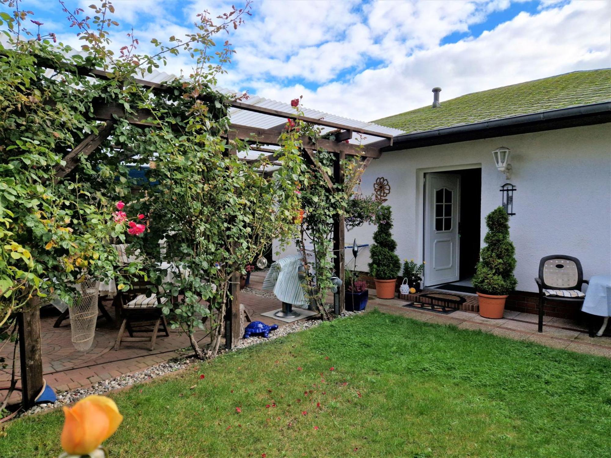 Ahlbeck, Ferienobjekt Apfel-Blume-Veilchen Apartment Херингсдорф Екстериор снимка