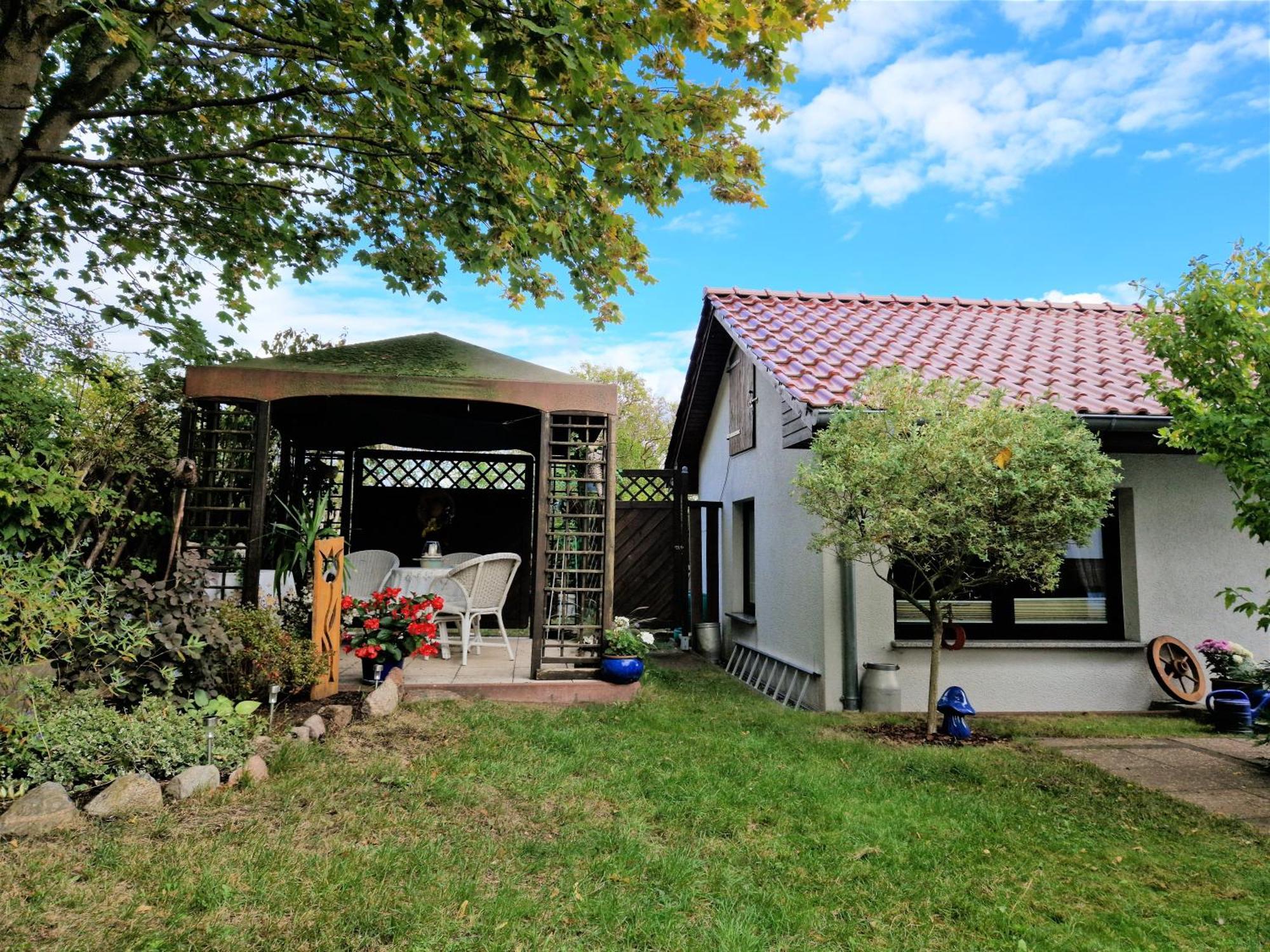 Ahlbeck, Ferienobjekt Apfel-Blume-Veilchen Apartment Херингсдорф Екстериор снимка