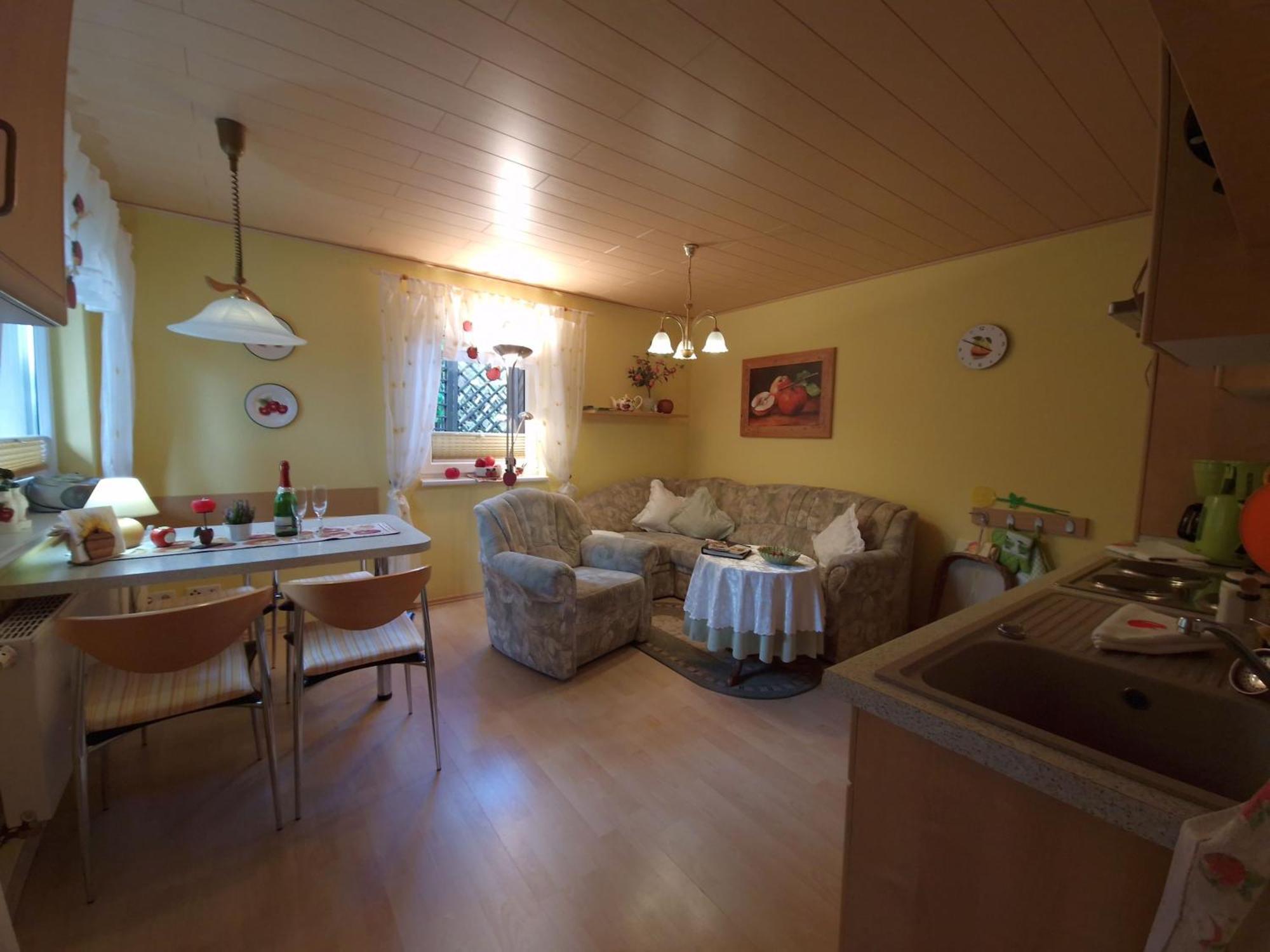 Ahlbeck, Ferienobjekt Apfel-Blume-Veilchen Apartment Херингсдорф Стая снимка