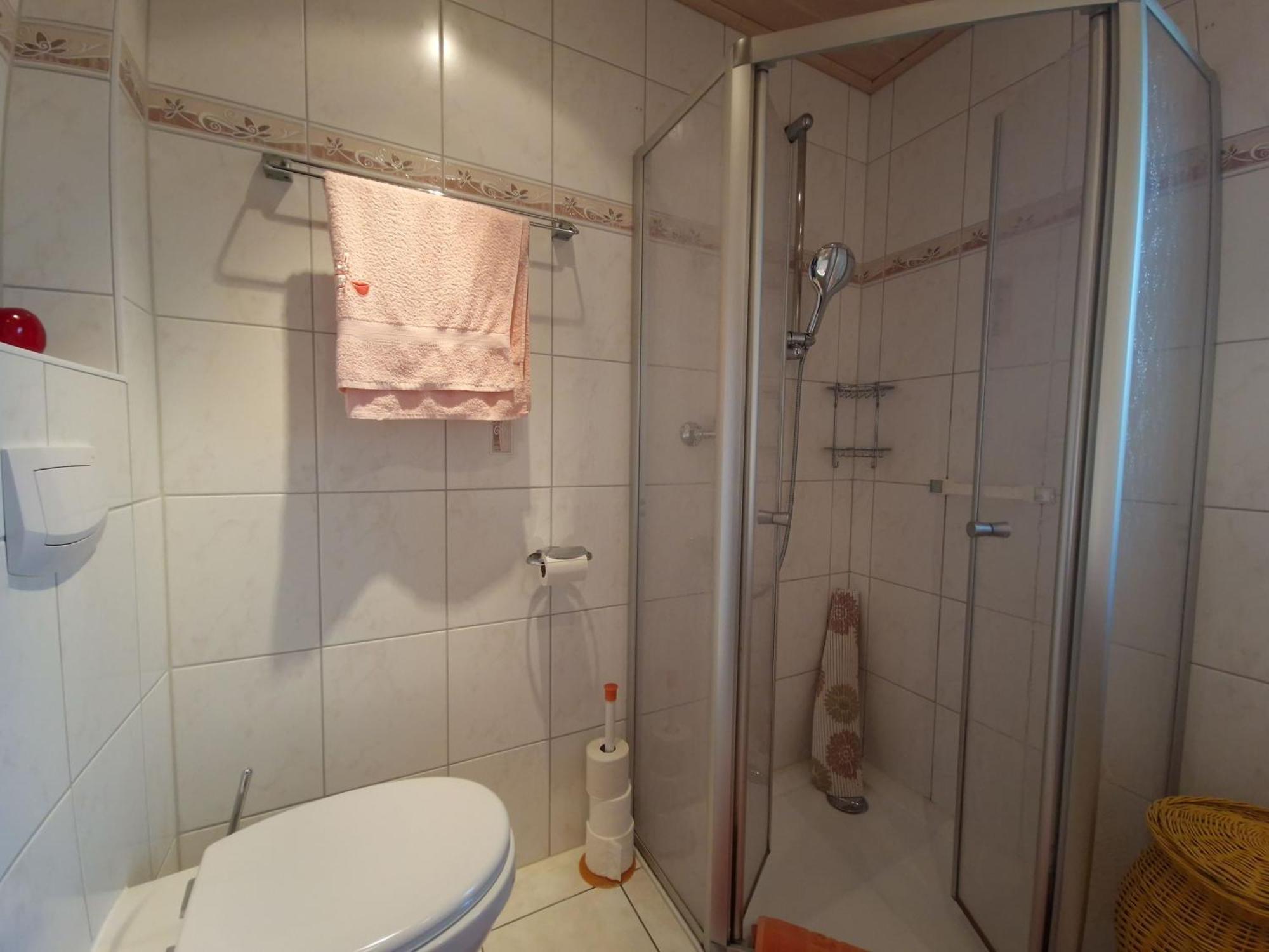 Ahlbeck, Ferienobjekt Apfel-Blume-Veilchen Apartment Херингсдорф Екстериор снимка