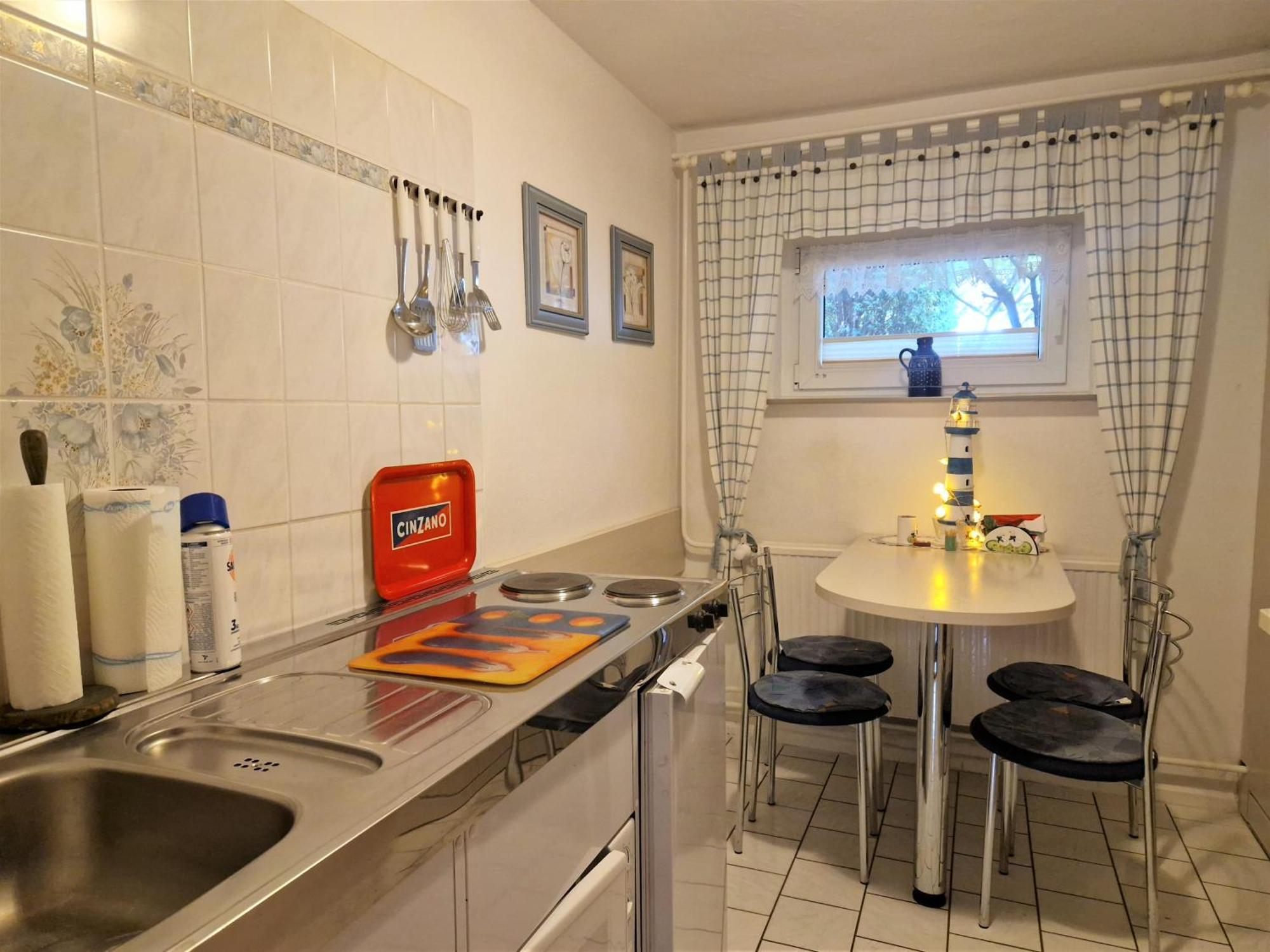 Ahlbeck, Ferienobjekt Apfel-Blume-Veilchen Apartment Херингсдорф Стая снимка